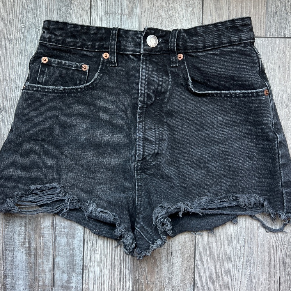 Zara - Women’s High Waisted Black Denim Jean Shorts | Size 4
